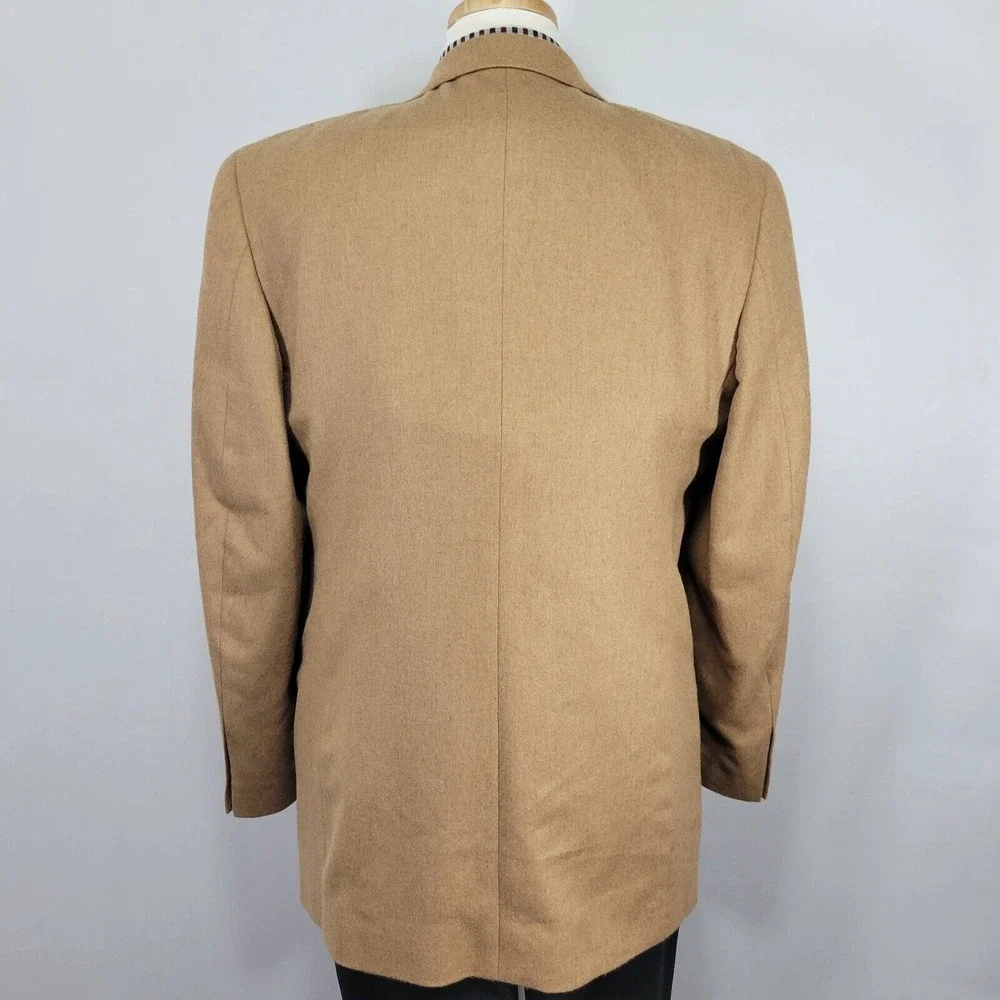 Eagle Men's‎ Sport Coat Blazer Two Button Beige 100% Camel Hair Size 42L NEW